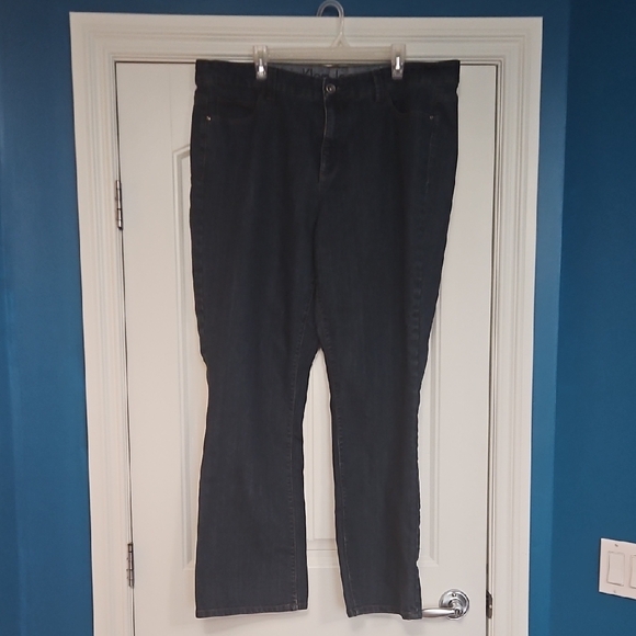 Calvin Klein Jeans - Dark Blue Straight Leg - Picture 3 of 9